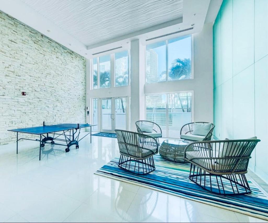 2 Story Loft Downtown Miami Apartment Exterior photo