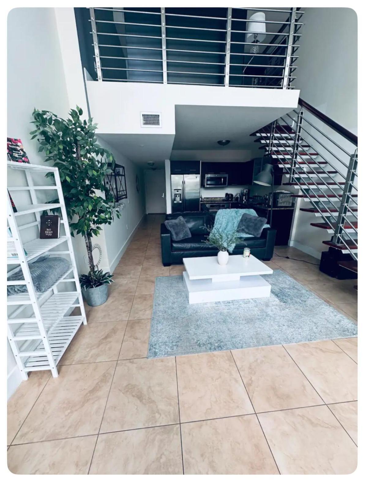 2 Story Loft Downtown Miami Apartment Exterior photo